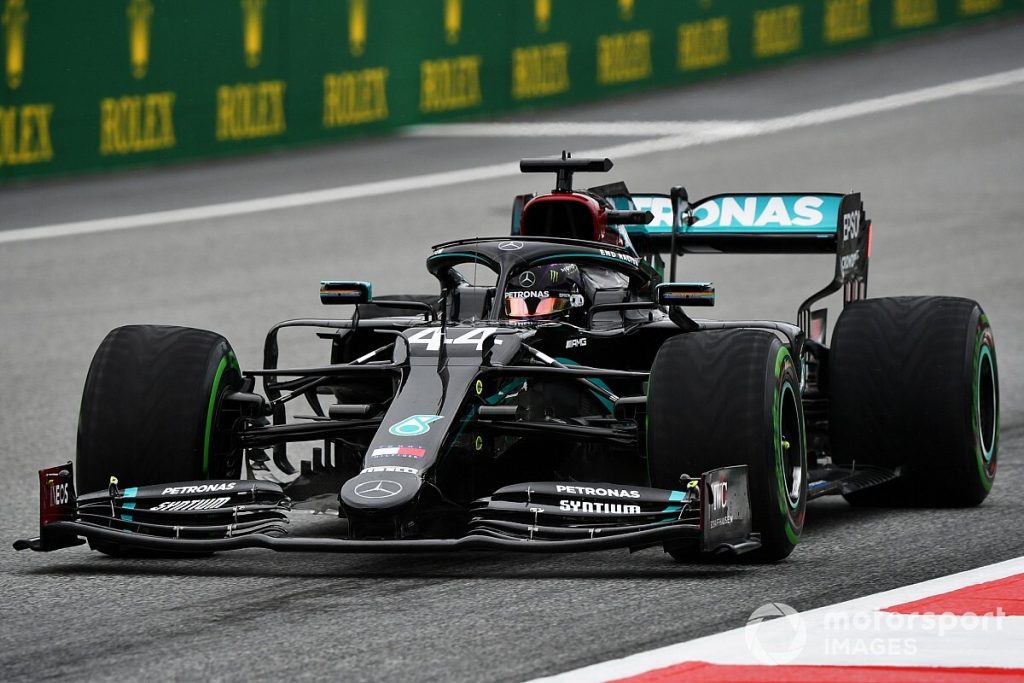 Hamilton 100. Pole Pozizyonunu Kazandı
