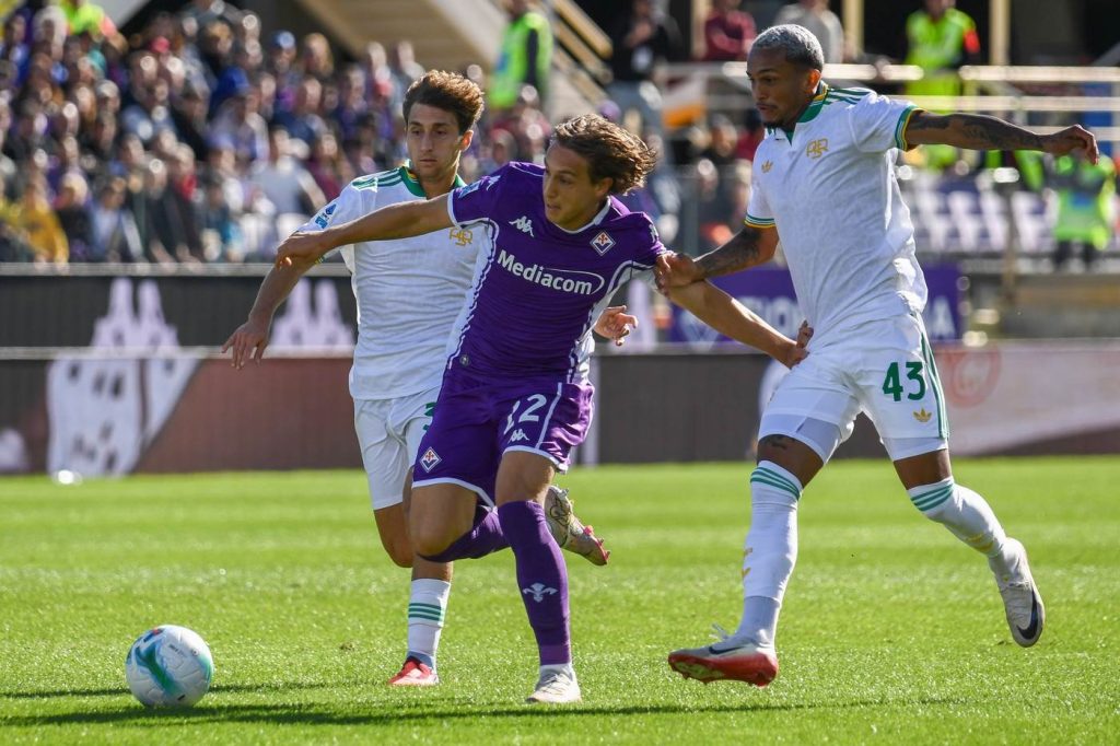 Pazartesi Akşamı Serie A'da Derbi Heyecanı! Roma Sahasında Fiorentina Karşısına Çıkıyor - İddaa Tahmini
