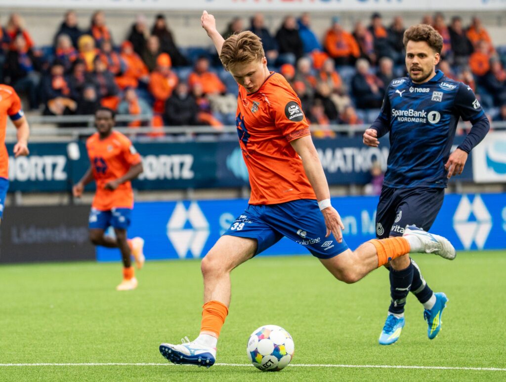 Norveç Eliteserien Ligi'nin Lideri Viking Deplasmanda Galibiyet Arıyor! Pazar Akşamı Aalesund Karşısına Çıkıyorlar - İddaa Tahmini
