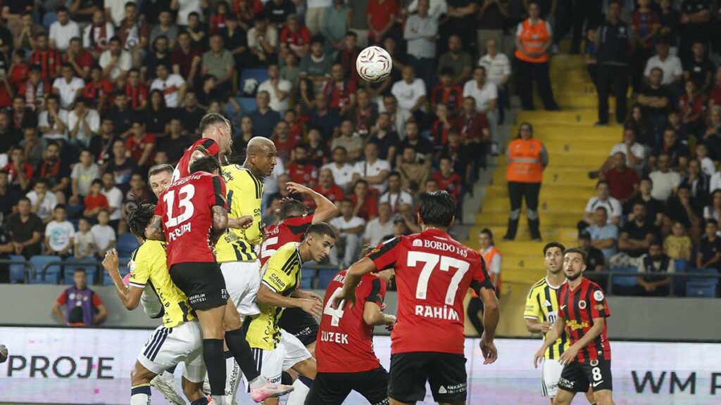 Fenerbahçe’den Tatsız Başlangıç: Rotasyon Ankara Deplasmanında Mağlubiyeti Getirdi