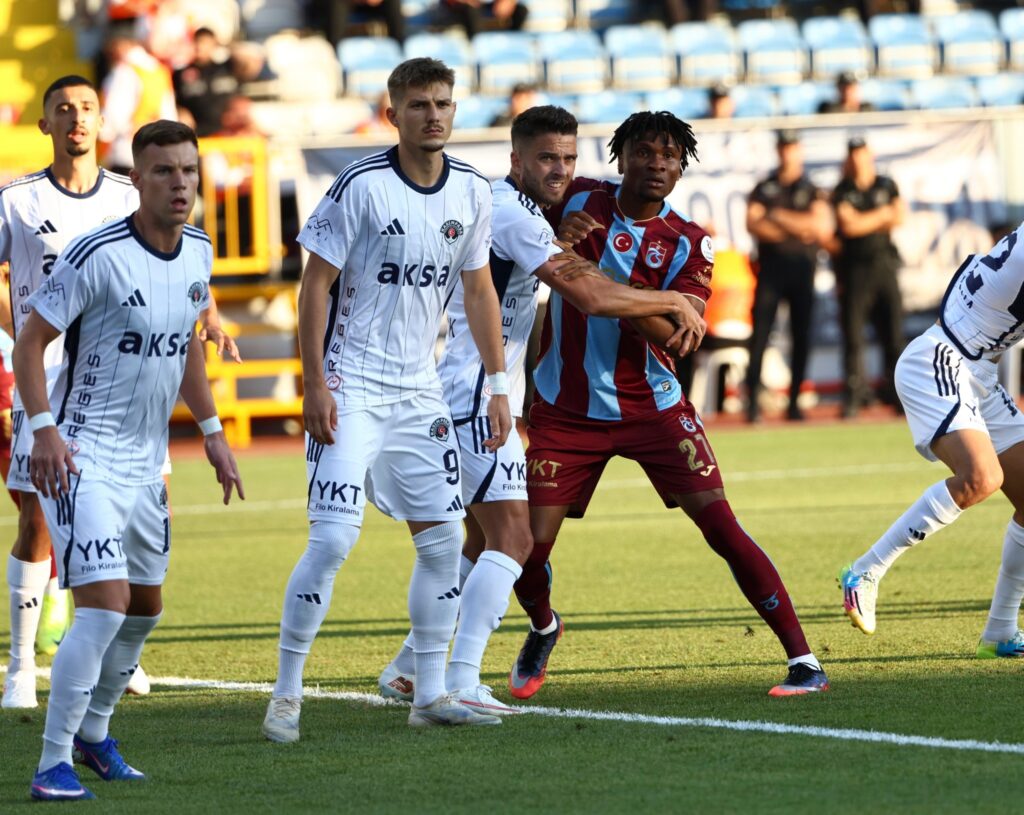 'Transfer Dönemine Damga Vuran Trabzonspor, Avrupa Ligi'ne Girmek İstiyor! Perşembe Akşamı Rakibimiz Ferencvaros - İddaa Tahmini