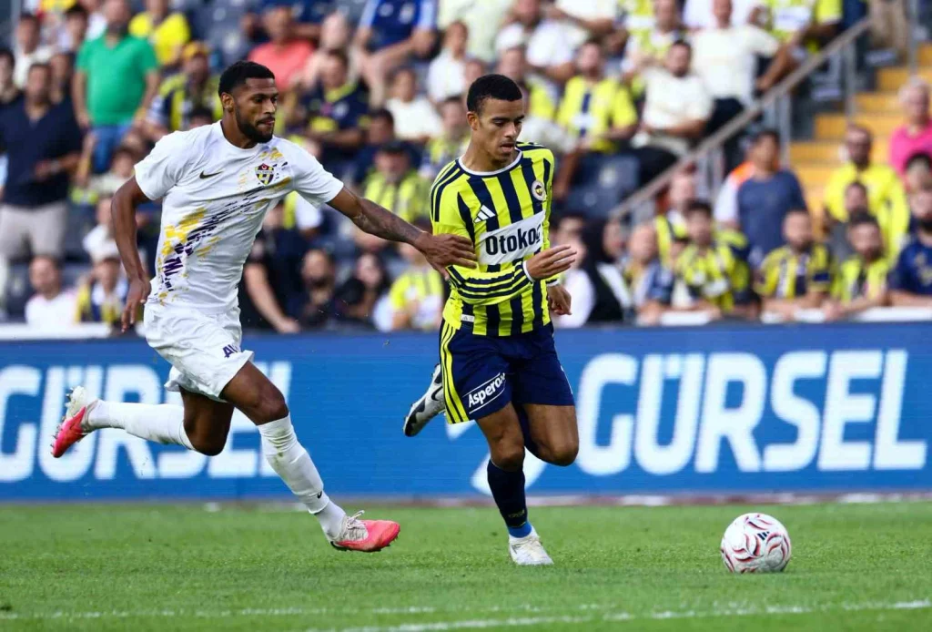Türkiye Süper Lig'de Zor Günler Geçirmeye Devam Eden Eyüpspor ile Göztepe, Milli Ara Dönüşünde Karşı Karşıya Geliyor - İddaa Tahmini